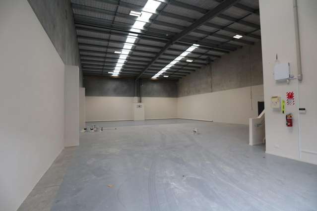 Unit 11, 150 Cavendish Road Casebrook_2