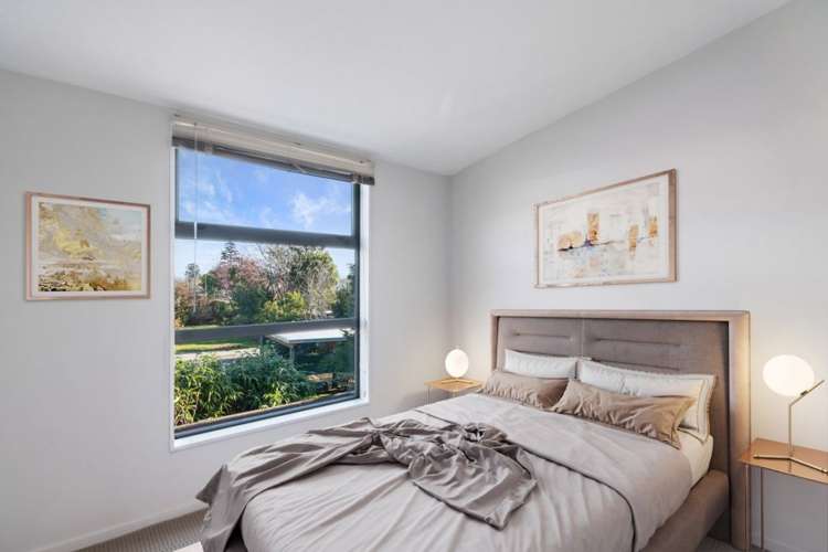 2 Rochdale Way Stoke_11