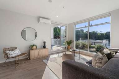 205/19 Bute Road_1