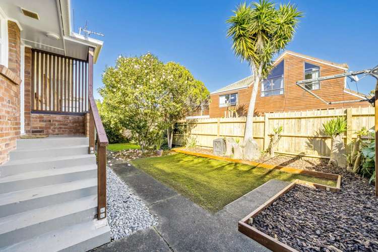 2/17 Dominion Street Takapuna_10