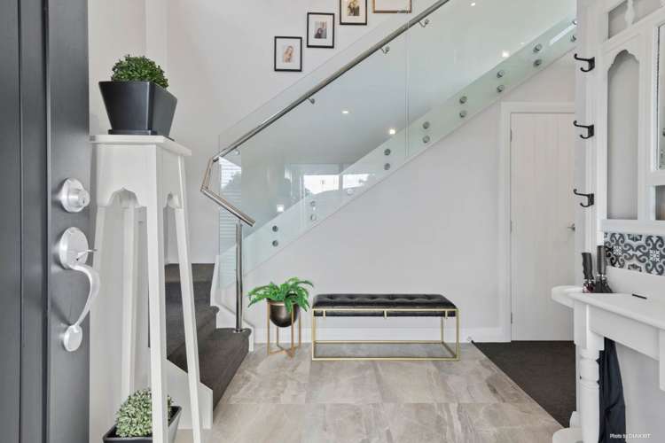 311a Upper Queen Street Pukekohe_1