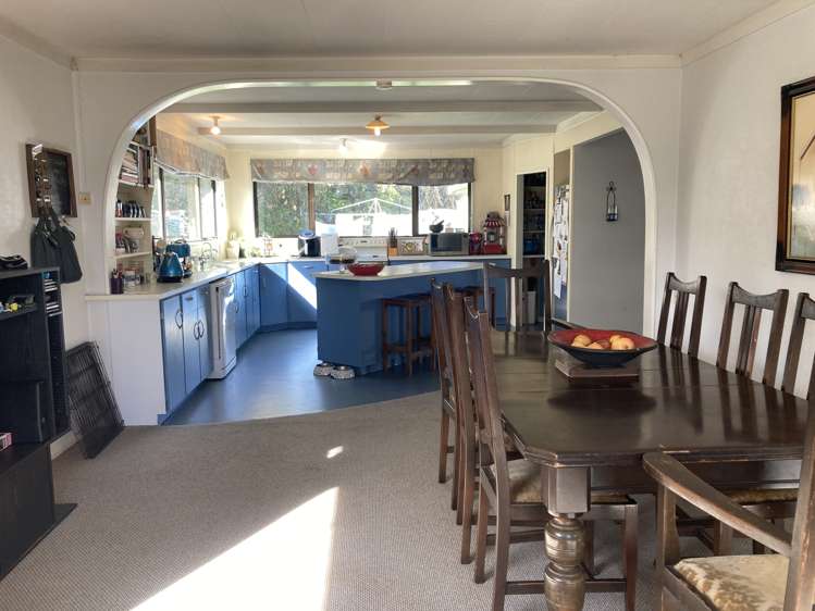 1660 Ohura Road Douglas_3