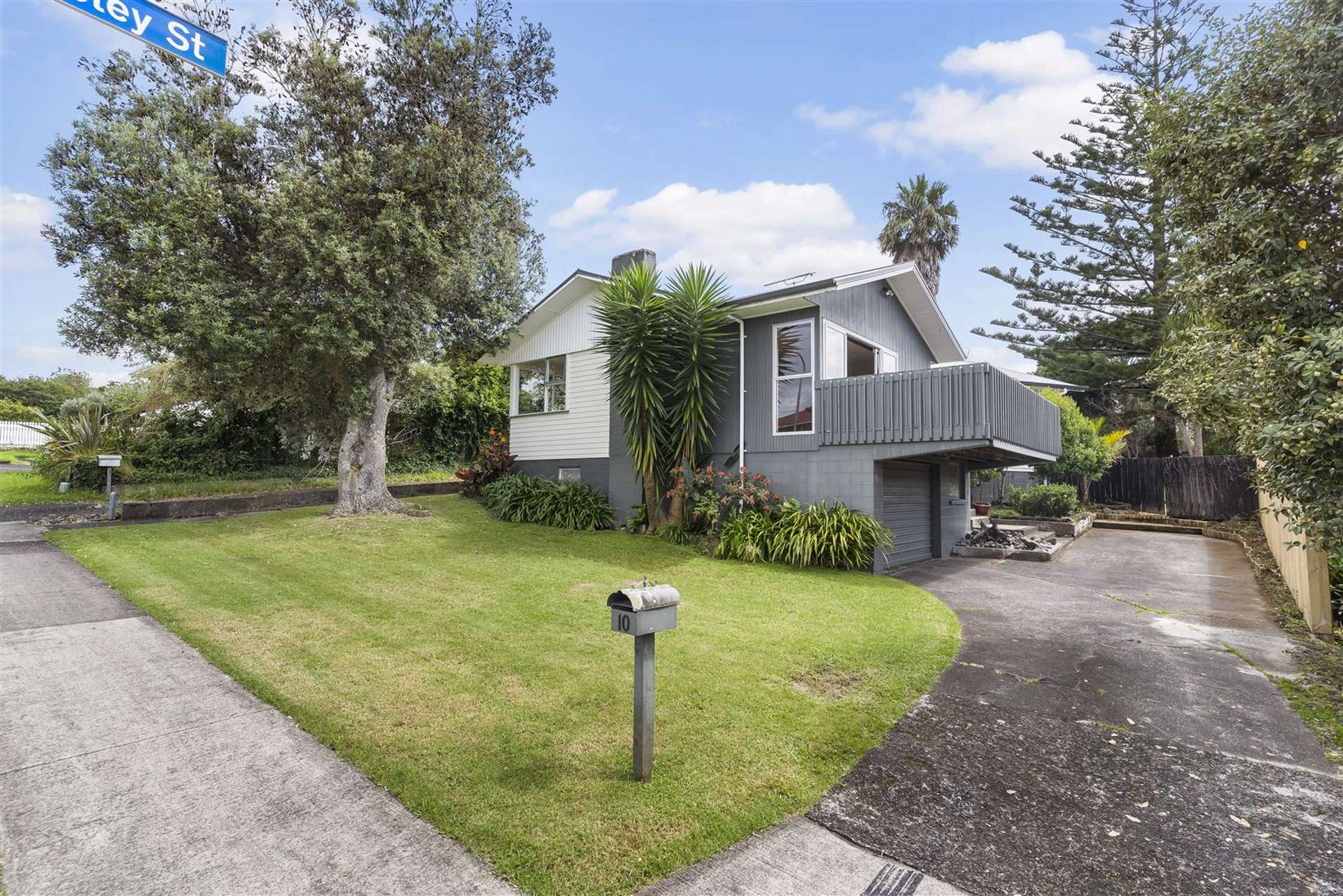 10 Larne Avenue Pakuranga Heights_0