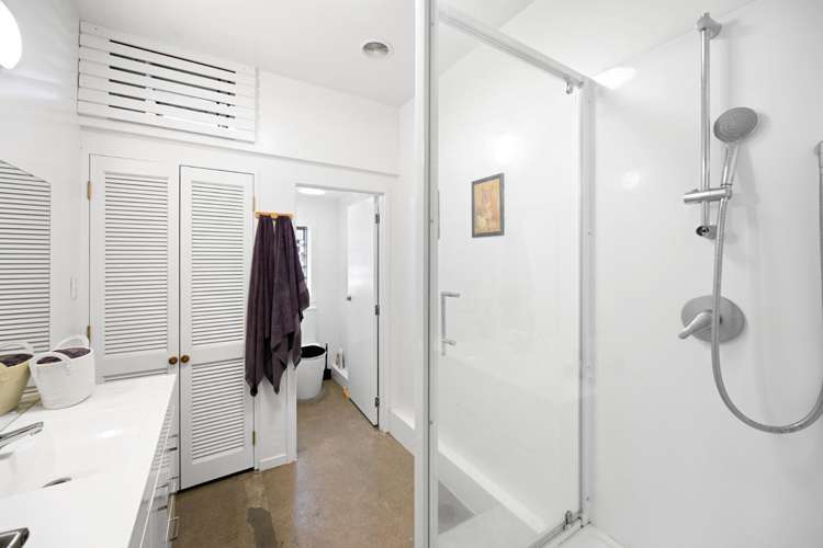 211A Victoria Street 10463_9