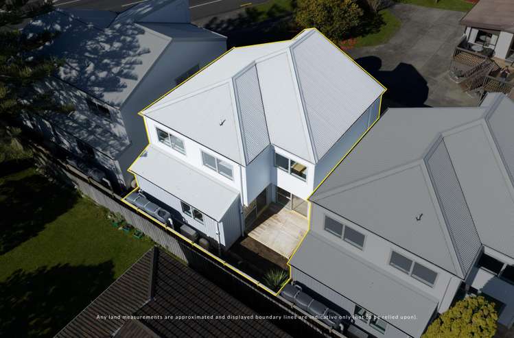 2/8 Rathgar Road Henderson_14