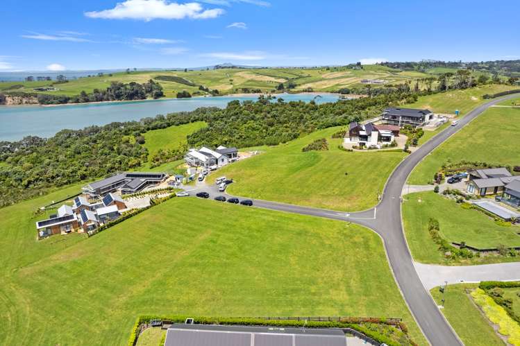 1 Takahuri Place Okura Bush_14