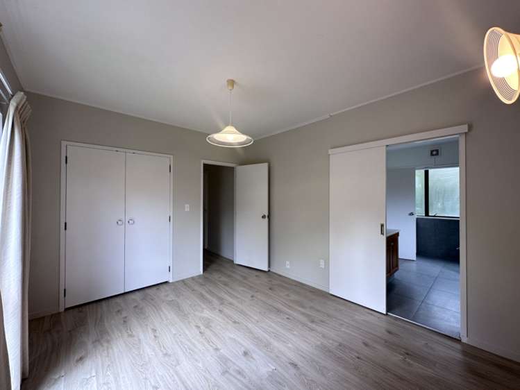 204A Mellons Bay Road 10688_11