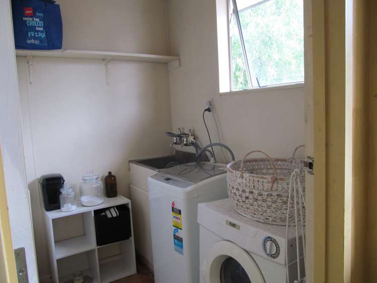 16 Don Place Alexandra_11