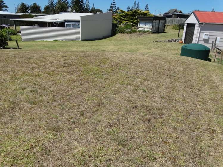 7 Pinedale Crescent Riversdale Beach_6