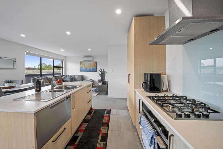 11/48 Wallace Road_5