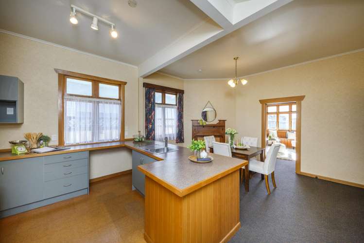 170 Ferguson Street West End_9