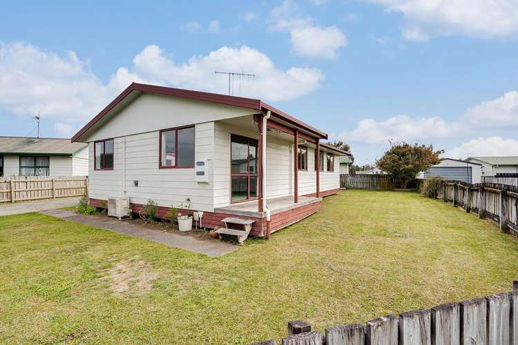 3 Jessica Court Dinsdale_16