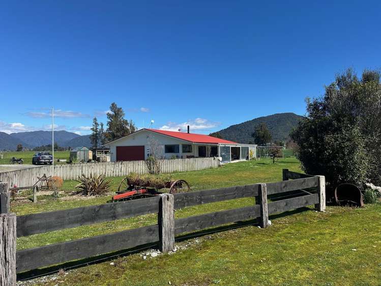 212-222 Municipal Road Kowhitirangi_12