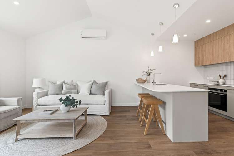 34 Matau Crescent Frimley_11