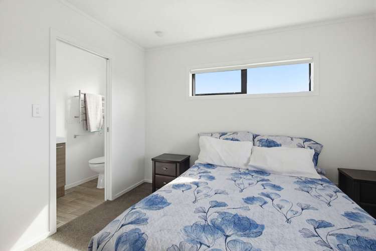 101 Kelly Jade Avenue Matarangi_17