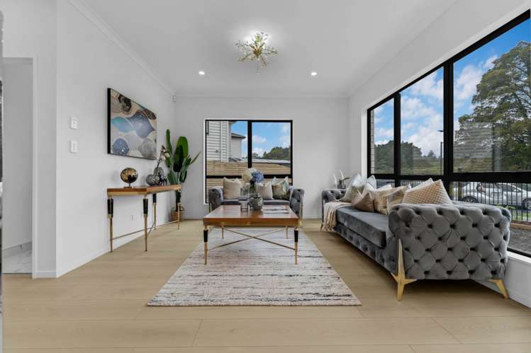 32 Tannaghmore Drive Flat Bush_17
