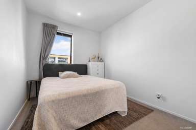 207/77 Hobsonville Point Road_2