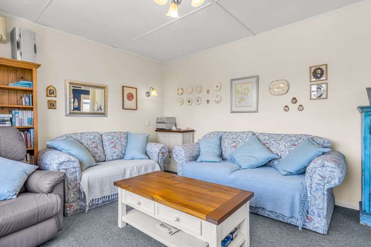 4 Manson Avenue Stoke_8