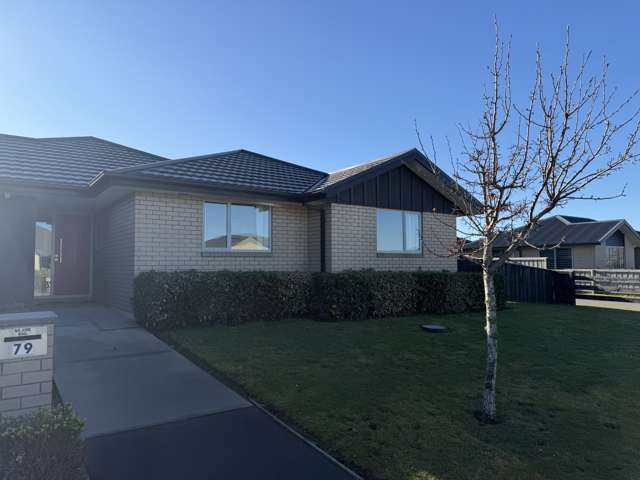 79 Sunline Avenue Lincoln_1