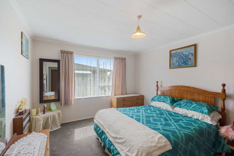 2/17 Nyoli Street Northcote_10