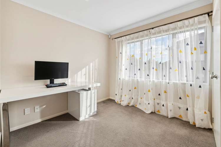 4 Melness Place Flat Bush_17