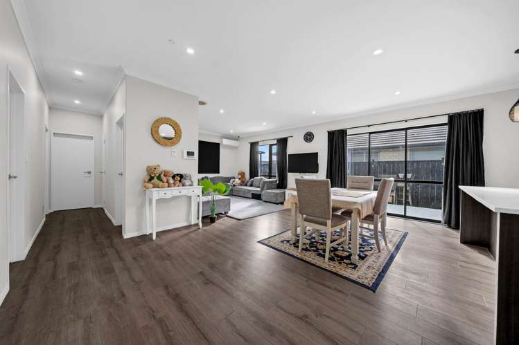 14 Wellfield road_5