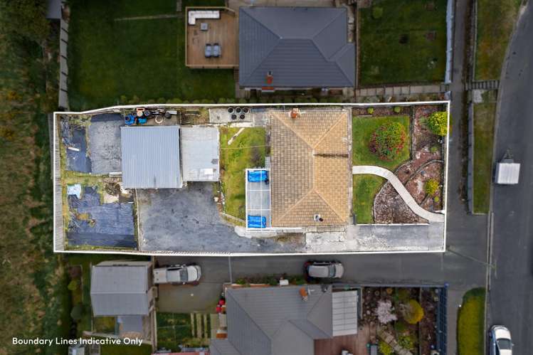 26 Waldron Crescent Green Island_18