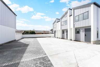 234-3,4,5, Te Atatu Road_2