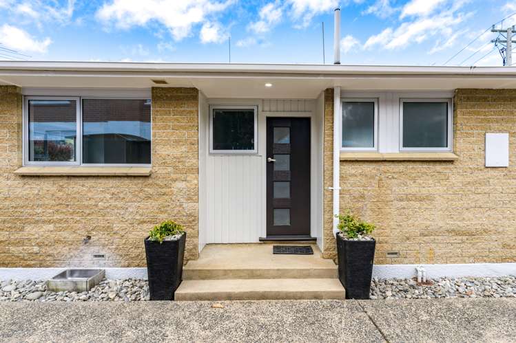 2 Kaira Street Sawyers Bay_19