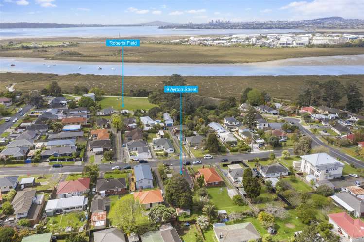 9 Ayrton Street Te Atatu South_13