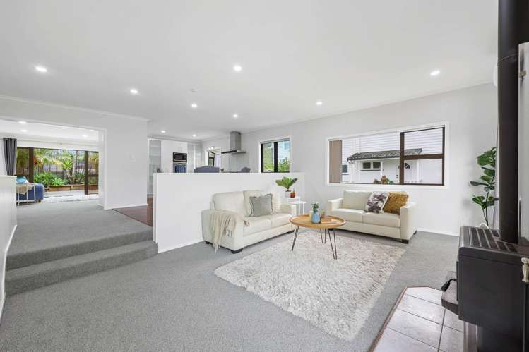 86 Beach Road Mellons Bay_12