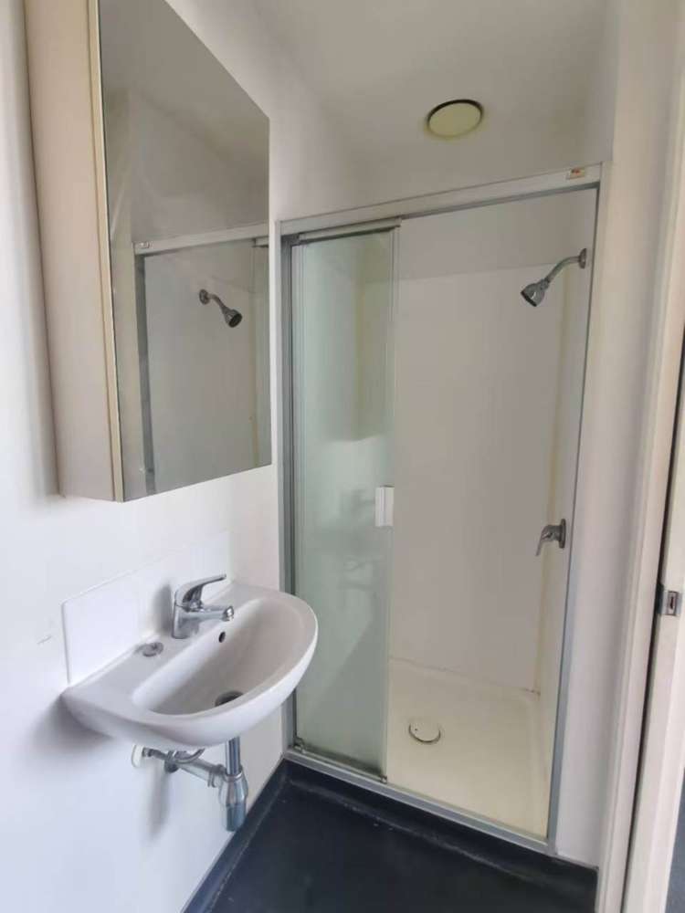 138 Anzac Ave 10015_3