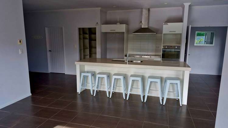 8 Marie Avenue Red Beach_4