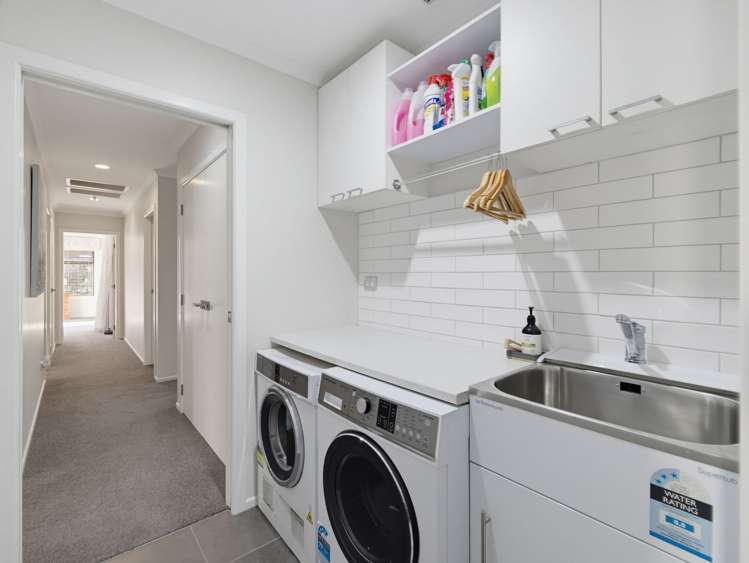 48 Alpers Ridge Leamington_25