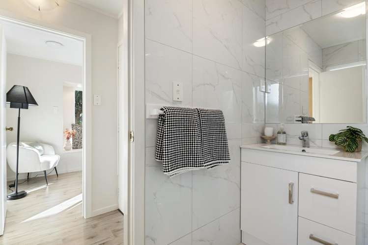 2/5 Stanley Avenue Milford_30