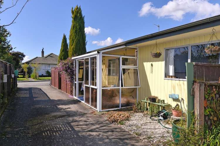 1/6 Homer Street Stoke_3