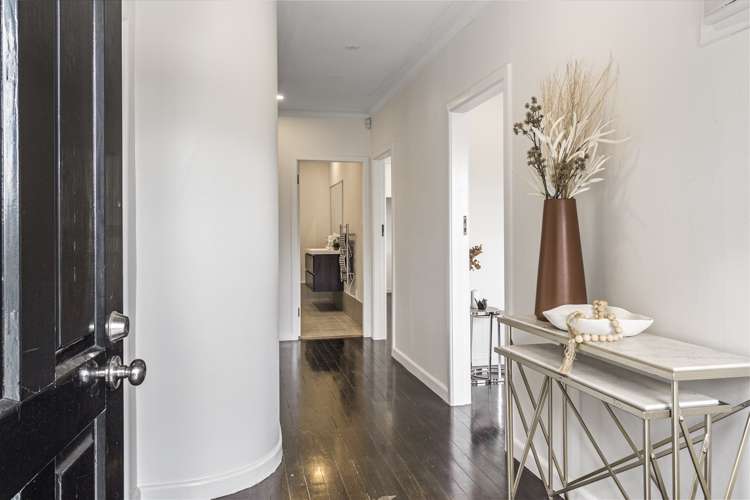 13a Warborough Avenue Epsom_4