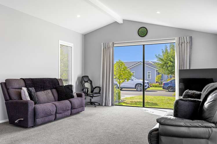 26 Bastille Court Rangatira Park_12