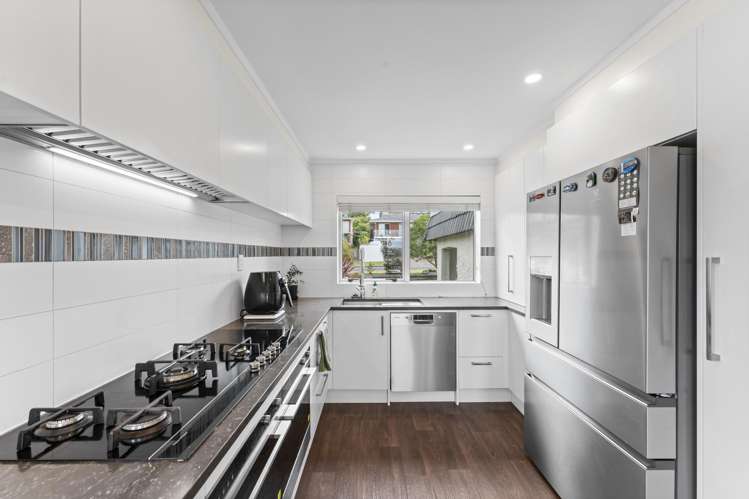 5 Stapleford Crescent Browns Bay_9