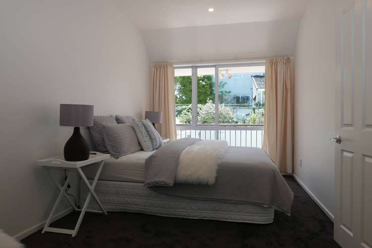 2/116 Hackthorne Road Cashmere_8