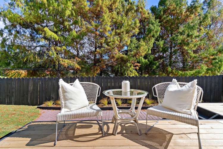 2/9 Mira Place Windsor Park_11