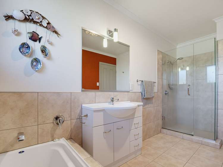 28b Johnstone Drive Fitzherbert_16