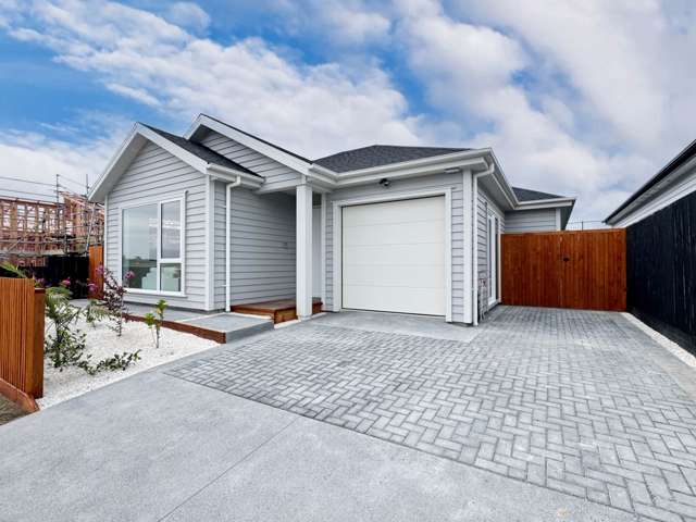 Family Home with Dual Master Comfort