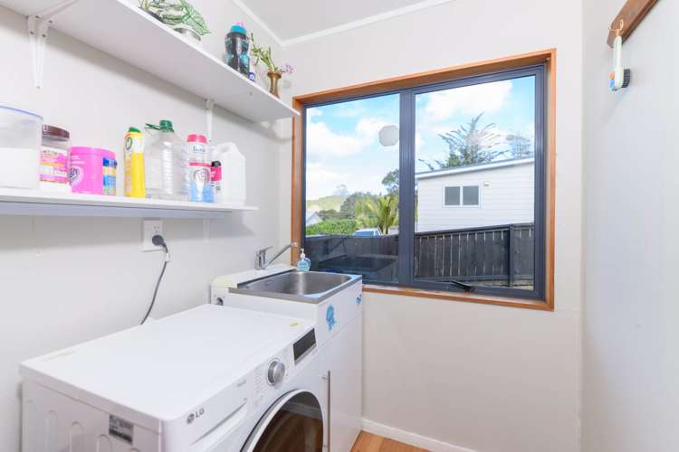 18b Shetland Street Glen Eden_16