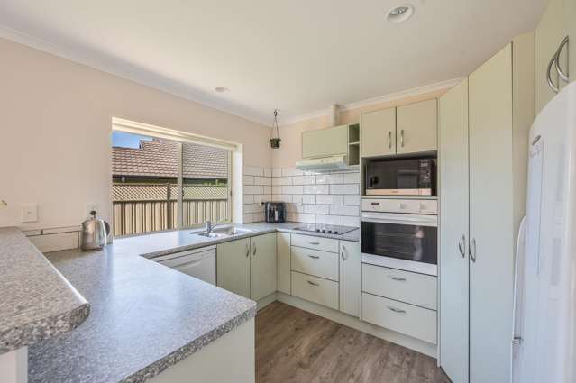 6 Newbury Place Taradale_2