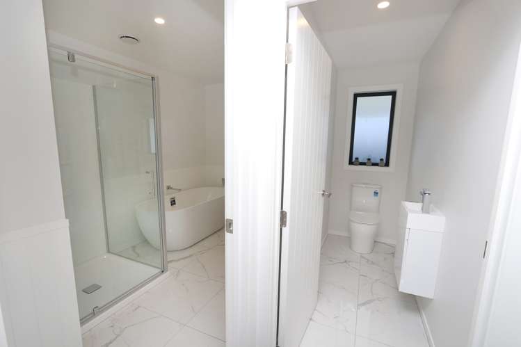 21 Redhaven Rise Netherby_12