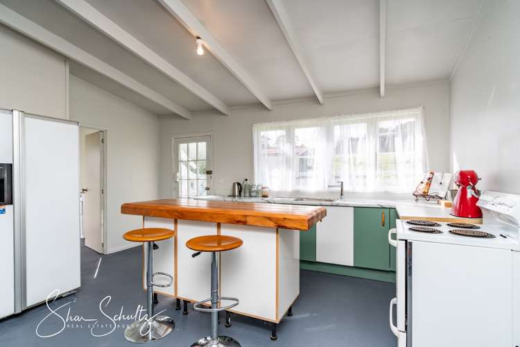 1 Kirk Road Maungaturoto_5