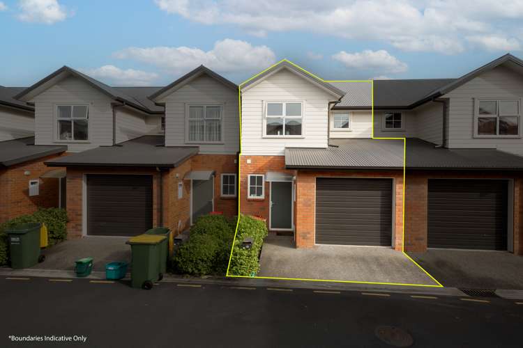 53 Chiefs Court Hamilton East_14