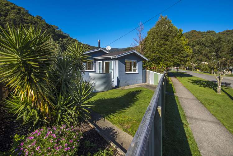 54c Devon Street Picton_23