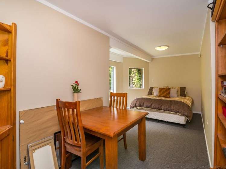 7c Tiniroa Grove Silverstream_14